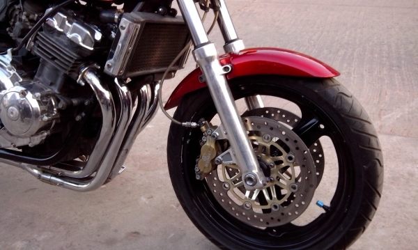 ขายCB400ปี93-94 เครื่องดีมากเงียบๆ พร้อมใช้ อินวอย+สรรพสามิต รูปเยอะๆ