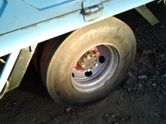 ISUZU NPR 120 HP 4HF1 ปี 40 หัวการ์ตูน เครื่องฝาขาว กระบะเหล็กคาร์โก้ยาว 5 เมตร ภายในเก๋งสวยครบ พวงมาลัยเพาเวอร์ ช่วงล่างใหญ่คัชซีสวยไม่มีดาม ยาง 6 เส้นสภาพดี 80\% พร้อมใช้งานได้เลย เอกสารทะเบียนภาษีครบพร้อมไม่ขาดพร้อมโอนครับ ISUZU NPR 120 HP 4HF1 ปี 40 หัวการ์ตูน เครื่องฝาขาว กระบะเหล็กคาร์โก้ยาว 5 เมตร ภายในเก๋งสวยครบ พวงมาลัยเพาเวอร์ ช่วงล่างใหญ่คัชซีสวยไม่มีดาม ยาง 6 เส้นสภาพดี 80\% พร้อมใช้งานได้เลย เอกสารทะเบียนภาษีครบพร้อมไม่ขาดพร้อมโอนครับ