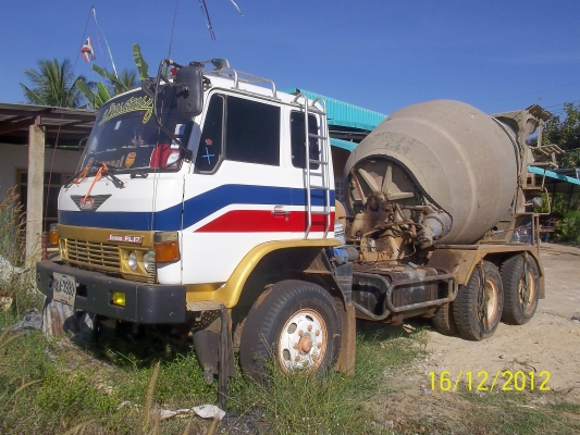 ขาย10ล้อโม่ปูน   ช่วงล่าง  zm  ทั้งคัน  เครื่อง  ek  100