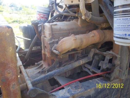 ขาย10ล้อโม่ปูน   ช่วงล่าง  zm  ทั้งคัน  เครื่อง  ek  100