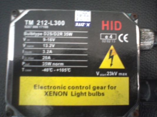 ขายไฟซีน่อล HID 6000k สีขาวยนวล สภาพ95\%หลอดไม่ขาดใช้ไม่เกิน2เดือน