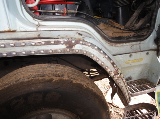 ISUZU  FVZ 240 TURBO  เล่มทะเบียนพร้อมค่ะ