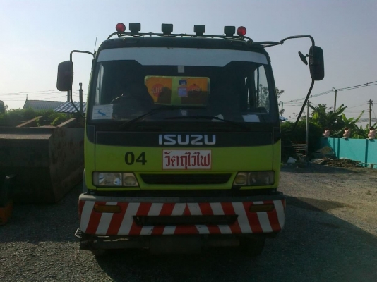 ขายรถน้ำมัน ISUZU DECA URO-1 เครื่อง 195 1 เพลา โหลดล่างทะเบียนพร้อมโอน