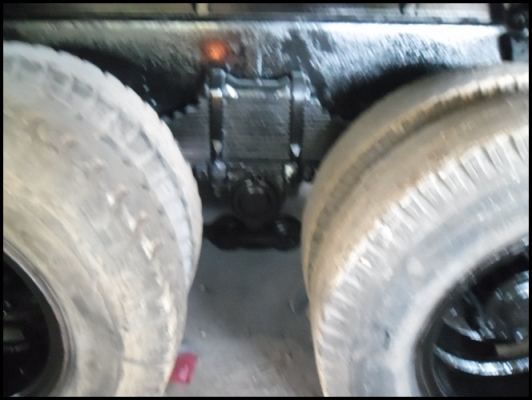 สิบล้อ 210 พื้นเรียบ เพลาเดียว ราคาเบาๆ