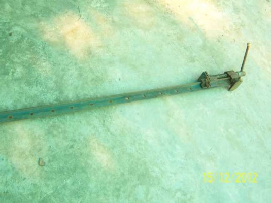 แม่แรงอัดพื้น