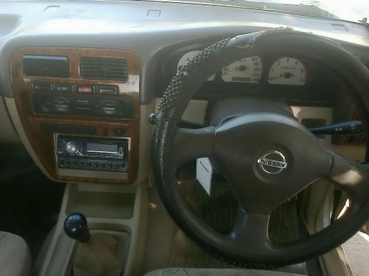 ขายรถสภาพเดิมๆบางๆเครื่องดีคัสซีสวยไฟฟ้าทั้งคัน มีบุบฝาท้ายนิดเดียวพร้อมใช้(รถอยู่จังหวัดสุรินทร์ อำเภอสังขะ หมู่บ้านญาดาวิลเลจ