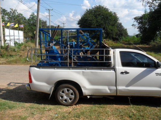 ขายแล้วครับ เครื่องปลูกอ้อยร่องคู่ ส่งไปใช้งานที่ สปป.ลาวครับ