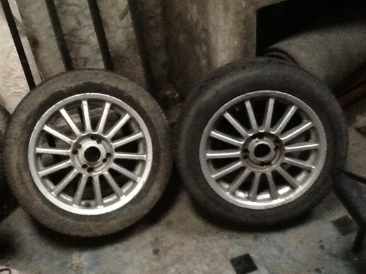 Max. ขอบ 15. พร้อมยาง เจาะ 8 รู