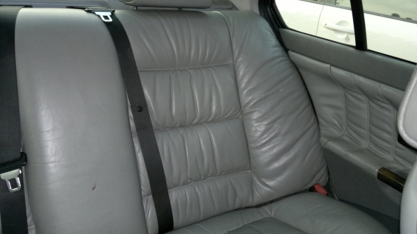 ขาย bmw 318 e36 (นกแก้ว)m43 ปี 1995 ขาย bmw 318 e36 (นกแก้ว)m43 ปี 1995