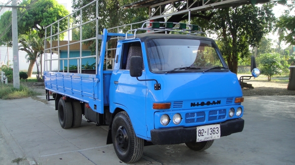 NISSAN CABON 100แรง ดาวน์25000 ผ่อน6000/48เดือน