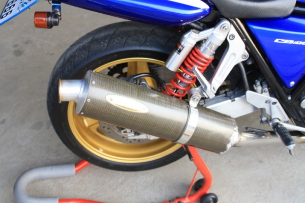 ขาย CB 1000 คาร์บูไฟฟ้าสรรพสามิตเรียบร้อย เครื่องดี สีใหม่ ท่อสูตร ตูดแต่ง 98000