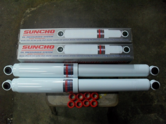 ขายโช๊คอัพ SUNCHO ใส่รถที่เสริมแหนบครับ