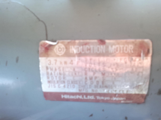 ขายเครื่องปั้มลมเก่าญี่ปุ่นยี่ห้อ Hitachi ขนาด 5 แรงสภาพสวยมากๆยังไม่เคยใช้งานในไทย