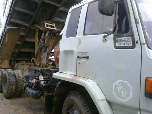 รถอิซูซุ 10 ล้อดั๊ม FVZ 195 แรงม้า  สนใจติดต่อ 081 - 6079515