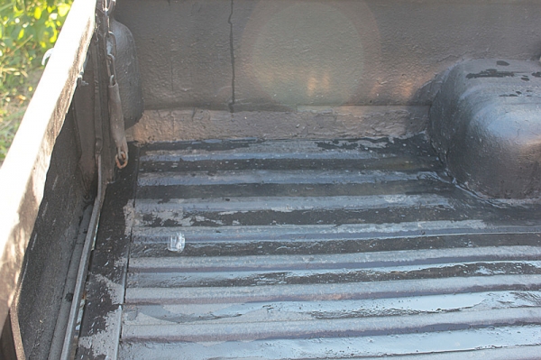 มาสด้า  1200    4  เกียร์  หลุดมัดจำครับ  ขายต่อครับ