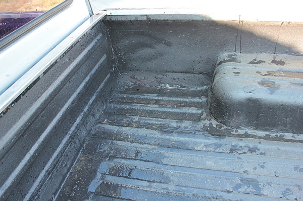 มาสด้า  1200    4  เกียร์  หลุดมัดจำครับ  ขายต่อครับ