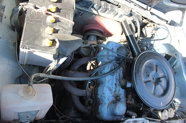 มาสด้า  1200    4  เกียร์  หลุดมัดจำครับ  ขายต่อครับ