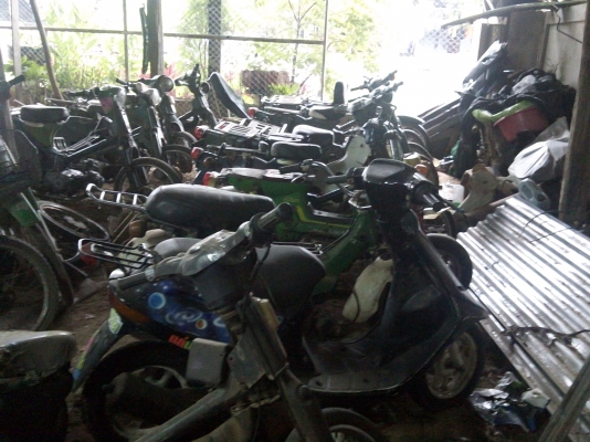 ขาย ซาก chaly และ c70  ด่วน ครับ  มีจำนวนจำกัด พร้อมเครื่อง และอุปกรณ์รถมอเตอร์ไซด์