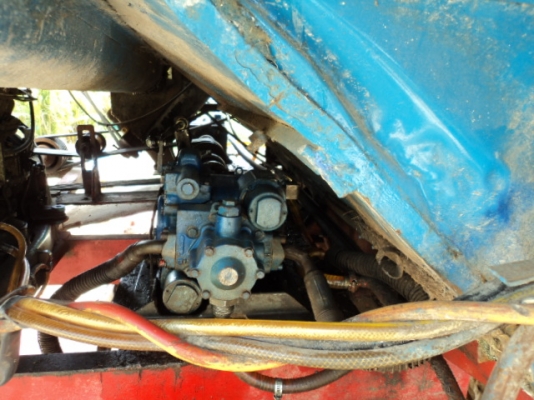 ขายรถเกี่ยวไทยเส็ง เครื่อง isuzu 6hh1 /210 แรง ตัวเดิน 12 ht ปั้ม อีตั้น เบอร์ 22 อุ้ม 2.5 ตัน ขายรถเกี่ยวไทยเส็ง เครื่อง isuzu 6hh1 /210 แรง ตัวเดิน 12 ht ปั้ม อีตั้น เบอร์ 22 อุ้ม 2.5 ตัน