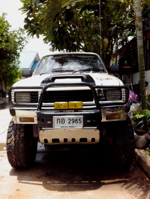 ขาย KB 4 ประตู ยกสูง 2800cc 4JB1 เพิ่มรูปช่วงล่าง