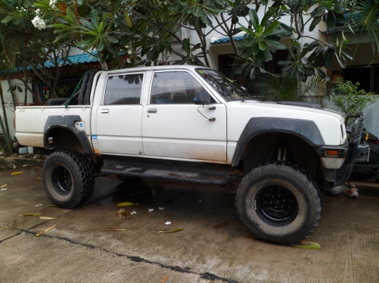 ขาย KB 4 ประตู ยกสูง 2800cc 4JB1 เพิ่มรูปช่วงล่าง