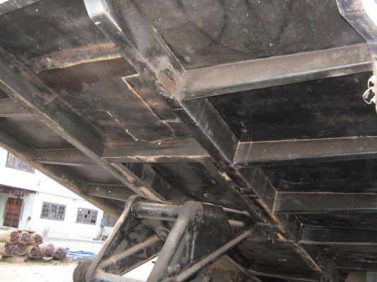 ขาย 6 ล้อ อีซูซุ ร็อกกี้ดรั๊ม