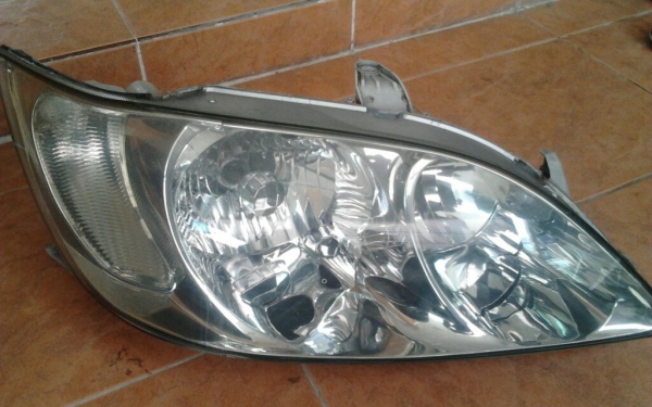 ขายไฟหน้าCamry ข้างขวา ปี2002-2004 ราคา 1,200 บาท
