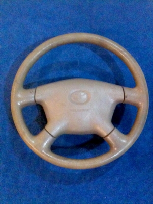 พวงมาลัย Toyota 4 ก้าน มี Airbag สีครีมเข้ม ราคา 1,700 บาท (กดที่ชื่อเพื่อดูสินค้าทั้งหมด)