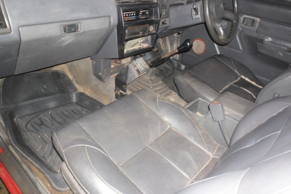 ขายกระบะแค็ป NISSAN BIG-M จอเหลี่ยม ปี 36/93 เครื่องBD25 ฝาแดง แรง ประหยัด แน่นๆไม่หลวมไม่เยิ้ม แอร์ พร้อม ภายในสวย เบาะขาดนิดๆ คอนโซลครบ ช่วงล่างปึ๊ก ไม่ส่ายไม่เลื้อย คัสซีสวยจัด ล้อแม็ก ยางดี4เส้น กระบะพื้นไม่ผุ สีเก็บมาแล้ว พร้อมใช้ พร้อมลุยงาน ราคาต่ ขายกระบะแค็ป NISSAN BIG-M จอเหลี่ยม ปี 36/93 เครื่องBD25 ฝาแดง แรง ประหยัด แน่นๆไม่หลวมไม่เยิ้ม แอร์ พร้อม ภายในสวย เบาะขาดนิดๆ คอนโซลครบ ช่วงล่างปึ๊ก ไม่ส่ายไม่เลื้อย คัสซีสวยจัด ล้อแม็ก ยางดี4เส้น กระบะพื้นไม่ผุ สีเก็บมาแล้ว พร้อมใช้ พร้อมลุยงาน ราคาต่