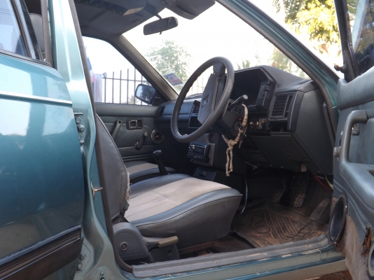 มาสด้า 323 แอร์เย็น รถสวย เครื่องเสียง