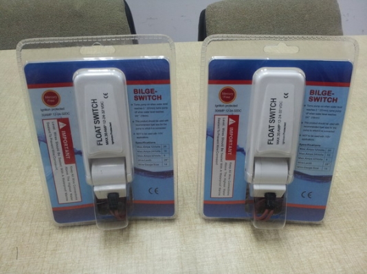 ปั๊มน้ำใส่ในเรือ 12 v 500-3700 GPH และสวิชท์ลูกลอย มาตราฐาน CE R0HS ISO9001