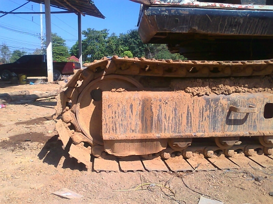 ขายด่วน!..รถแบคโฮ KOMATSU PC100-3 แบคโฮสวยเดิมๆ ขุดดินแรงดี ไม่มีโหลด. บุ้งกี๋ ถอดไปทำสวย