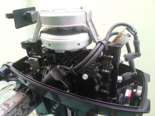 ขายเครื่่องTohatsu9.8เเรงม้าสภาพป้ายเเดง