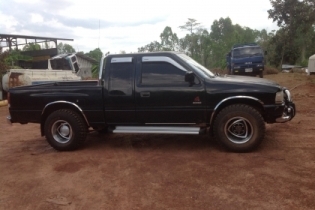 ISUZu RODEO ปี 36 เครื่อง 2.5 แรง หัวบาง ยางใหม่. คัสซีสวย เพาเวอร์ แอร์เย็น พร้อมโอน