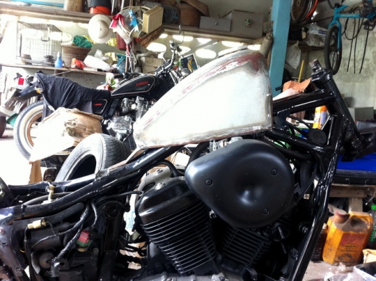 ถังตี/สปริงเบาะ/คอคาบูเดียวsteed/ไมล์แต่ง/กันร้อนท่อ/อะไหล่แต่งมีอีก.........