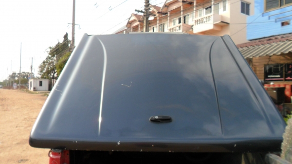 ฝาปิดบนกระบะ triton 4 door รุ่นแรก  (มี 2 ตัว)