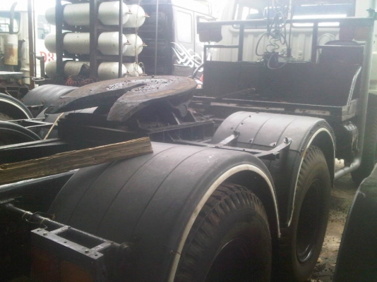 ขายหัวลาก Hino สิบล้อ 330 แรง ปี39