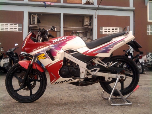 ขออนุญาติขาย HONDA BEAT 110 มือเดียว สีแดงขาวมุก ล้อแม็ก