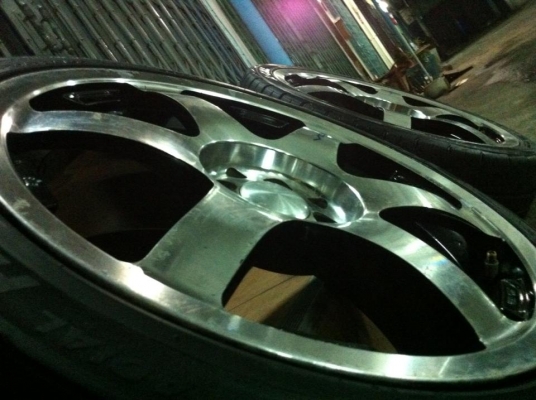 ขายแม๊กVOLK 6ก้านสวยๆ ขอบ17 4รู100/114 พร้อมยางปี09 ราคา6700บาท และ ขอบ16 ถูกๆๆ ขายแม๊กVOLK 6ก้านสวยๆ ขอบ17 4รู100/114 พร้อมยางปี09 ราคา6700บาท และ ขอบ16 ถูกๆๆ