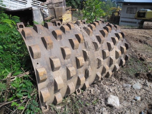 ขายเเปลือกหนามรถบด SAKAI SV 91 D สภาพสวยพร้อมใช้ 80\%