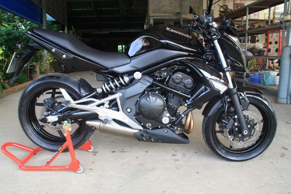 ขาย ER6 N ปี 2011 ABS รถวิ่ง 17XX ทะเบียนพร้อมโอน รถสวยใสๆ ใหม่มาก 184000