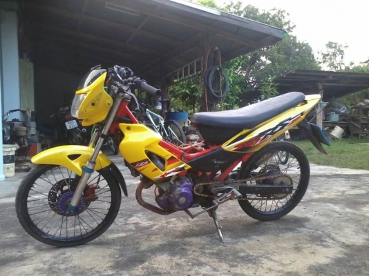 ขาย โซนิค ราคา 9700 บาท มีทะเบียนพร้อมชุดโอน