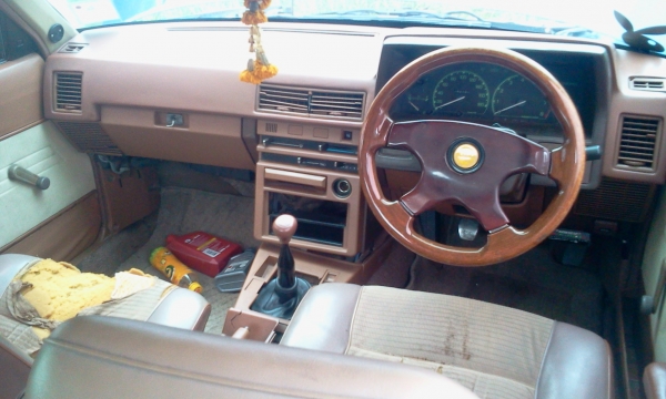 ขาย toyota หน้าแหลม รถเก๋งคลาสสิค ติดแก็สแล้วพร้อมใช้คับ