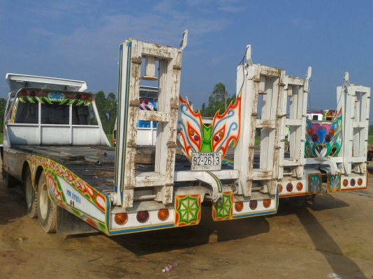 ขายเทรลเลอร์10ล้อ1เพลา ร็อกกี้175แรง ขายเทรลเลอร์10ล้อ1เพลา ร็อกกี้175แรง