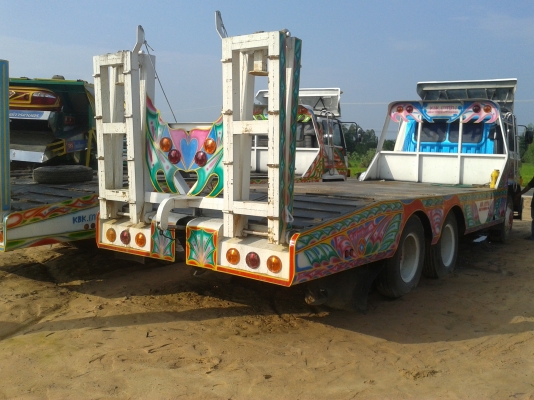 ขายเทนเลอร์10ล้อ1เพลา เครื่อง 195 แรง