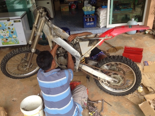 ขาย cr125 ปี99 อินวอยออกชื่อคนซื้อ รถโกดัง ประกอบเสร็จแล้ว พร้อมลุย!