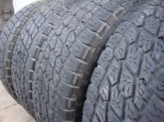 ขายยาง Nitto  265 70 16 ปี 09 Japan