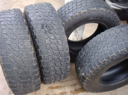 ขายยาง Nitto  265 70 16 ปี 09 Japan