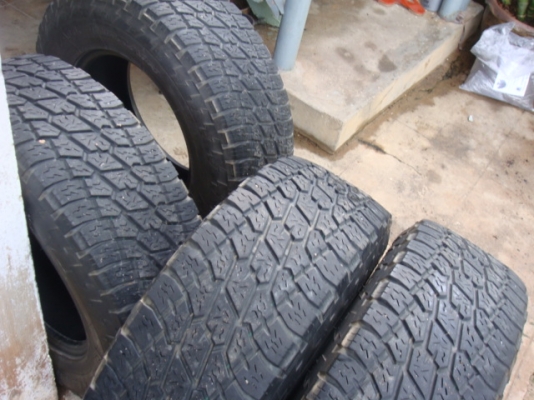 ขายยาง Nitto  265 70 16 ปี 09 Japan