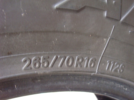 ขายยาง Nitto  265 70 16 ปี 09 Japan